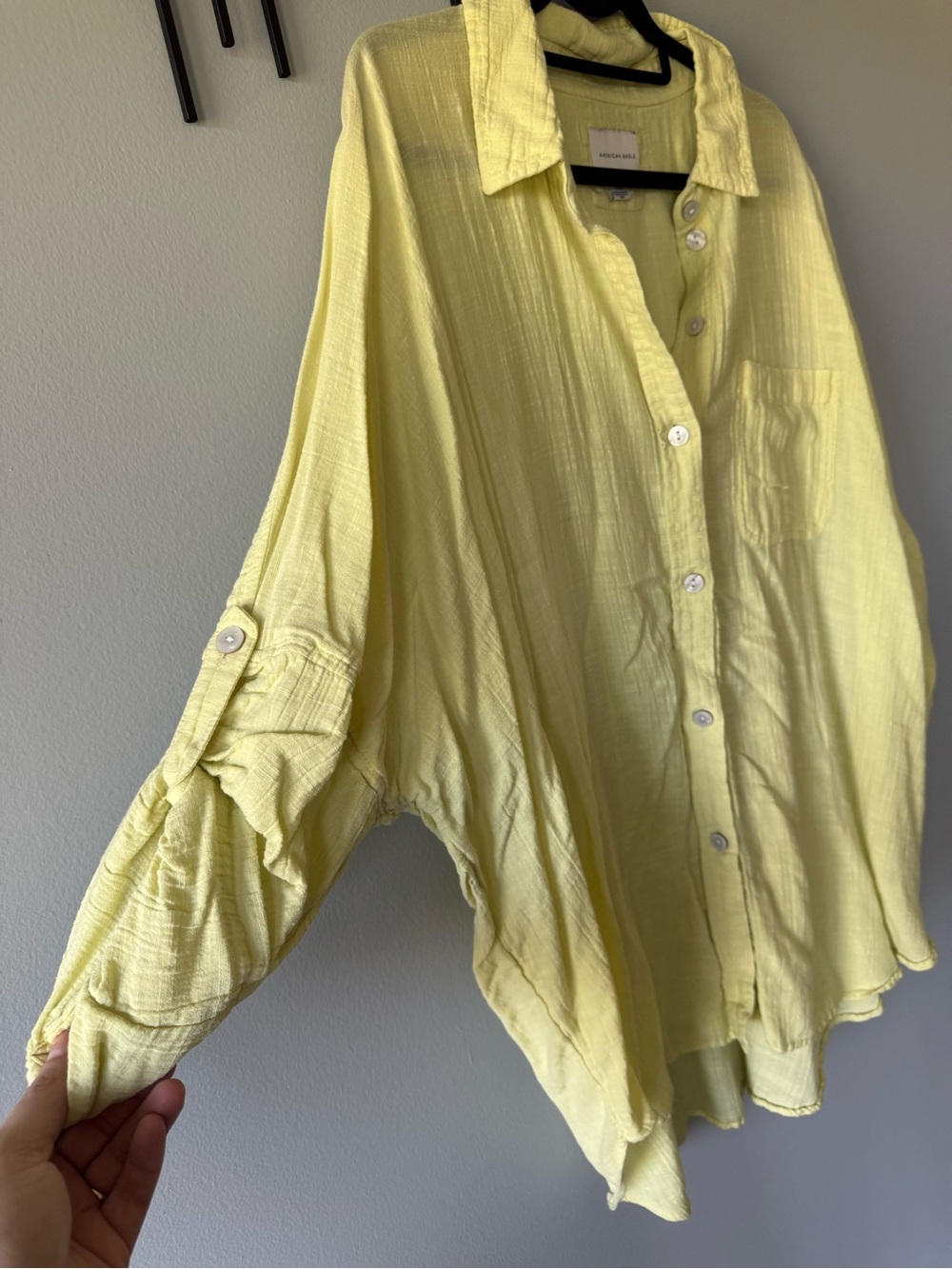 American Eagle Outfitters Light Yellow Button-Down Shirt - Picture 3 of 5